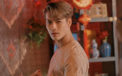 Jackson成韓國新世界免稅店代言人成熱話！部分韓網友不滿：換代言人卻偏偏...