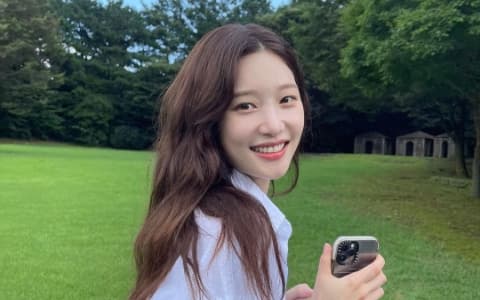 DIA鄭彩妍拍攝電視劇《金湯匙》摔倒在樓梯上⋯⋯緊急移送到醫院「今天進行手術！」