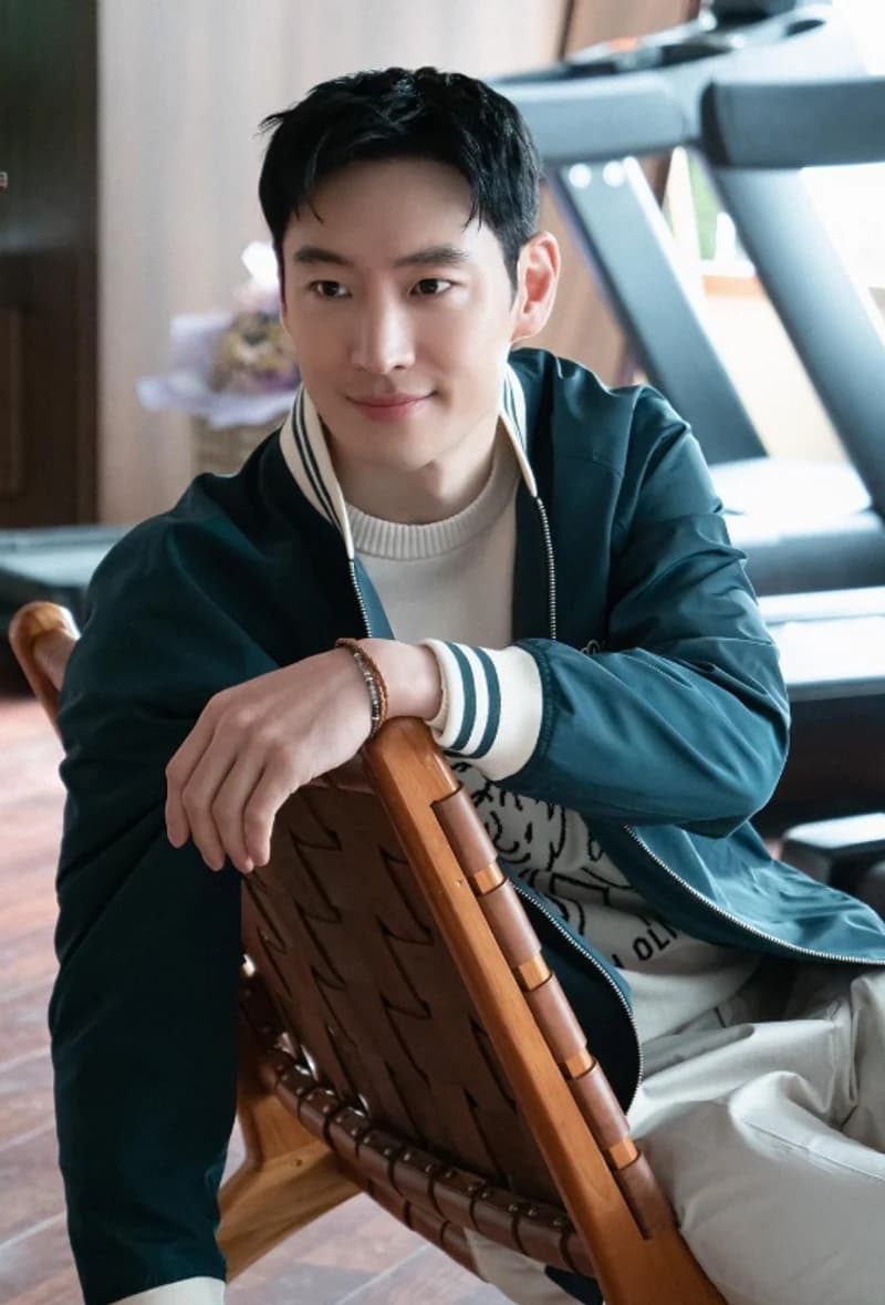 Image Source Instagram|leejehoon_official