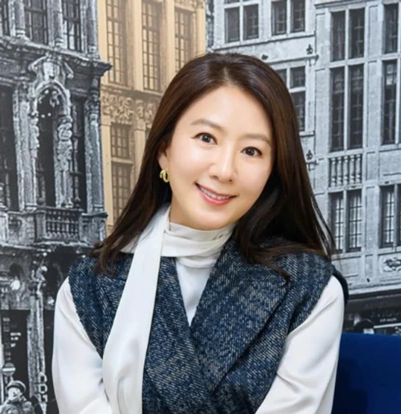 Image Source_Instagram | heeae_official