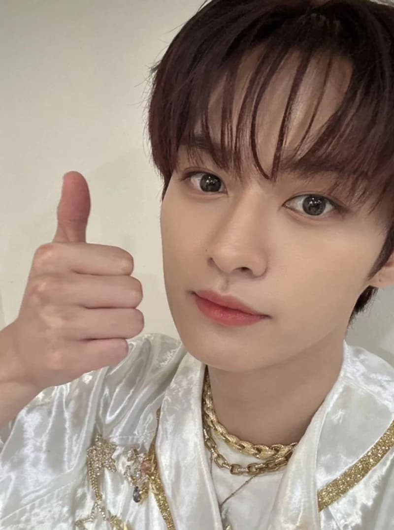 image source_instagram|realstraykids