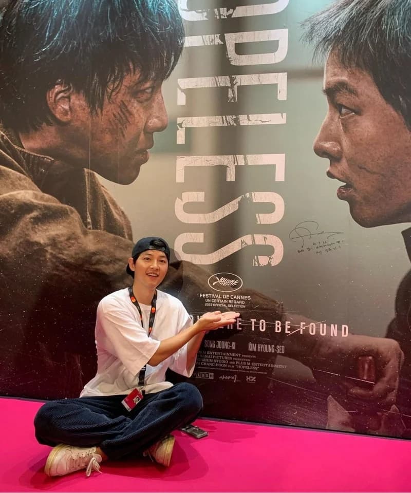 Image Source_Instagram |hi_songjoongki