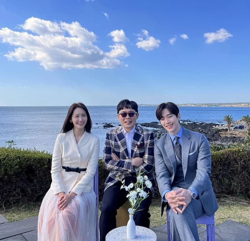 Image Source_Instagram |limyoona__officia