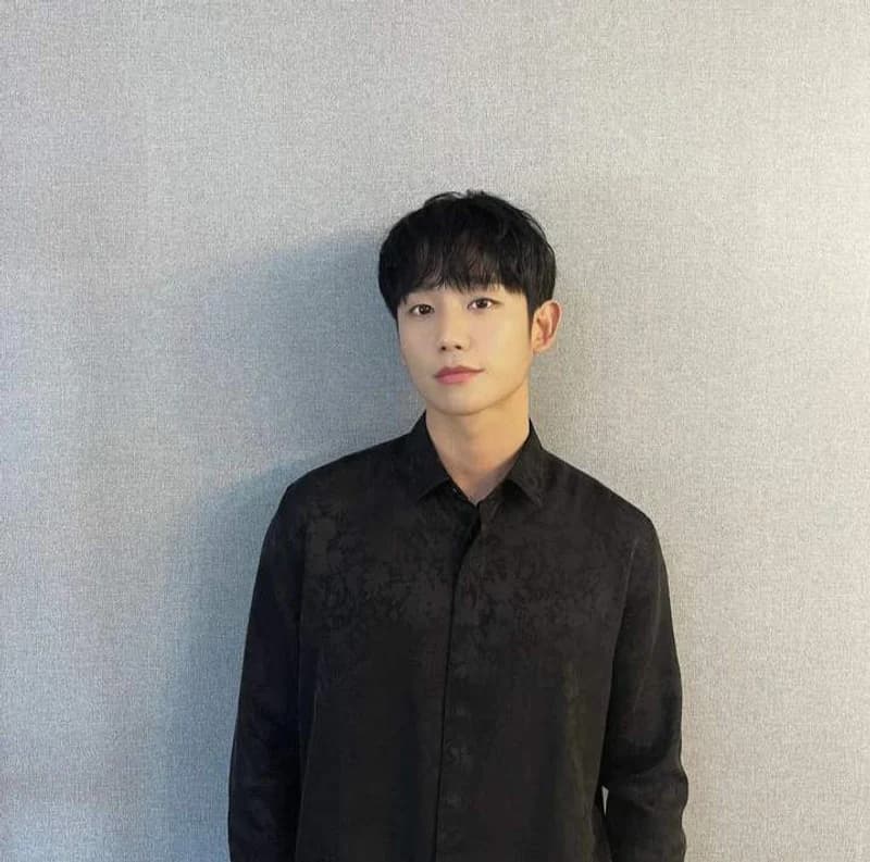 image source_instagram | holyhaein