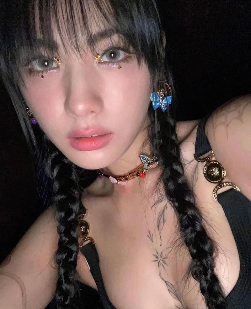 Image Source l jin_a_nana
