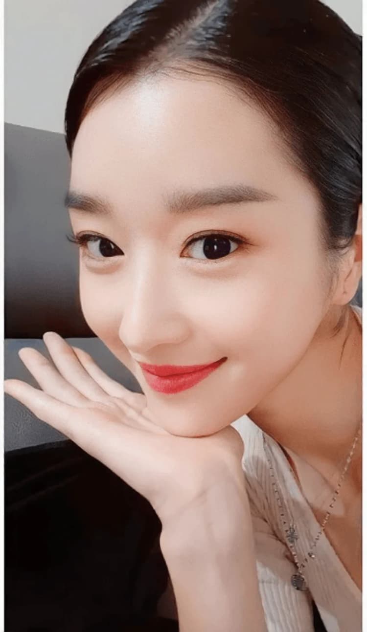 Image Source l 徐睿知 IG