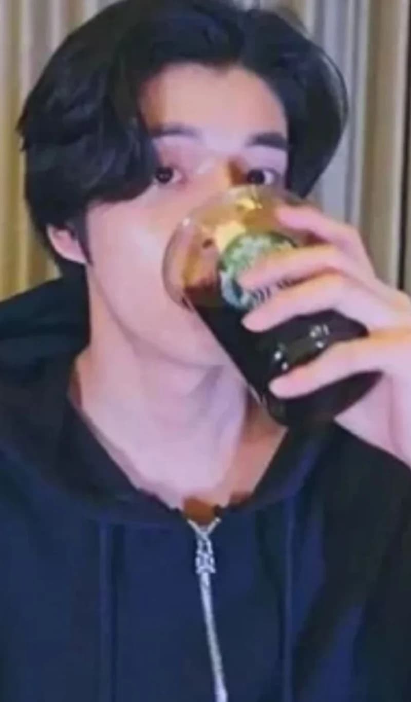 Image Source l weverse&nbsp;