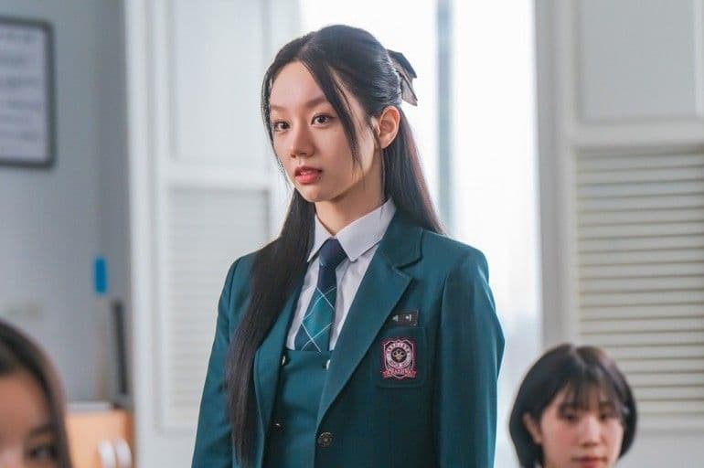 在新戲《善意的競爭》裡飾演高中生角色的惠利