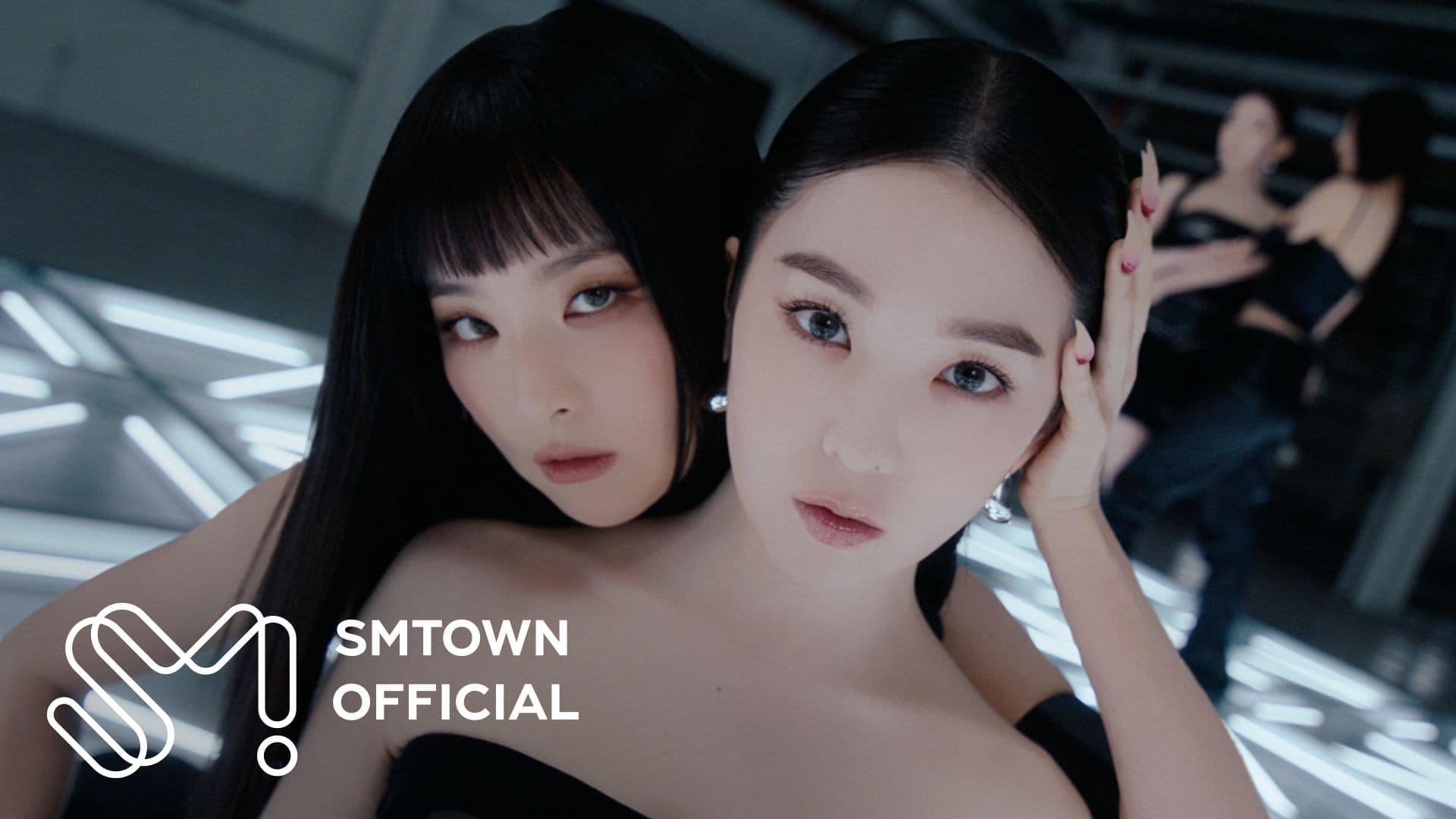 韓娛熱議-Irene Seulgi <TILT>怎麼樣？