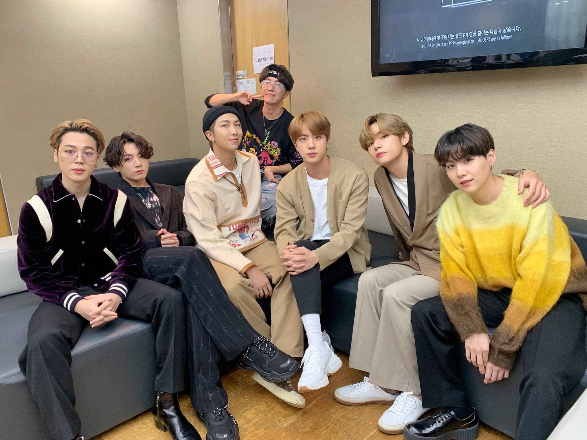 韓娛熱議-剛剛曝光的BTS新專輯曲目列表