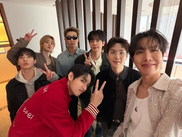 韓娛熱議-BTS<Swim>登上Billboard Hot 100 1位！