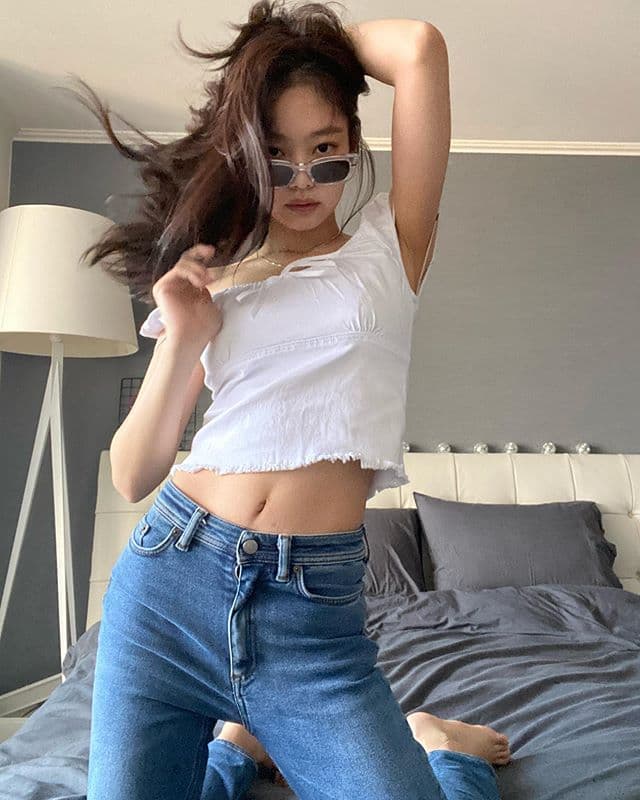 instagram | jennierubyjane