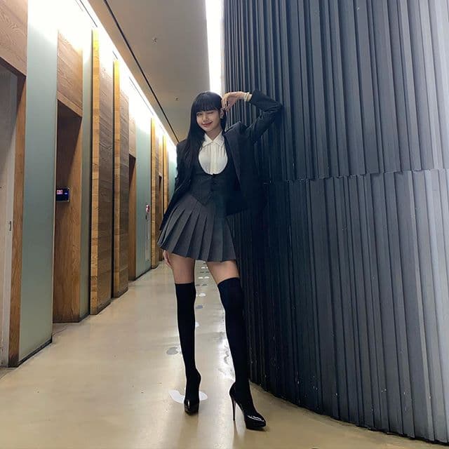 instagram |  lalalalisa_m