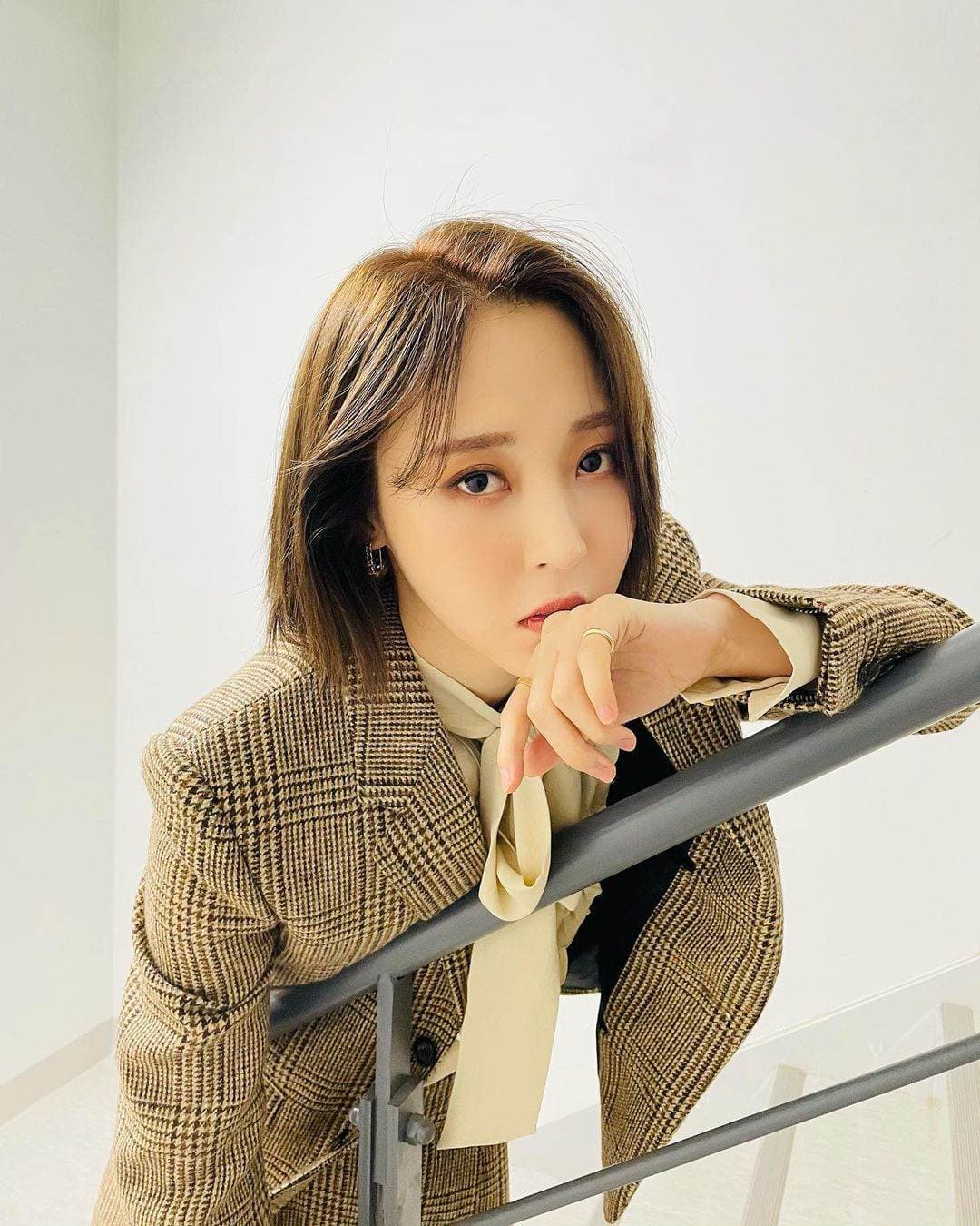 instagram | mo_onbyul