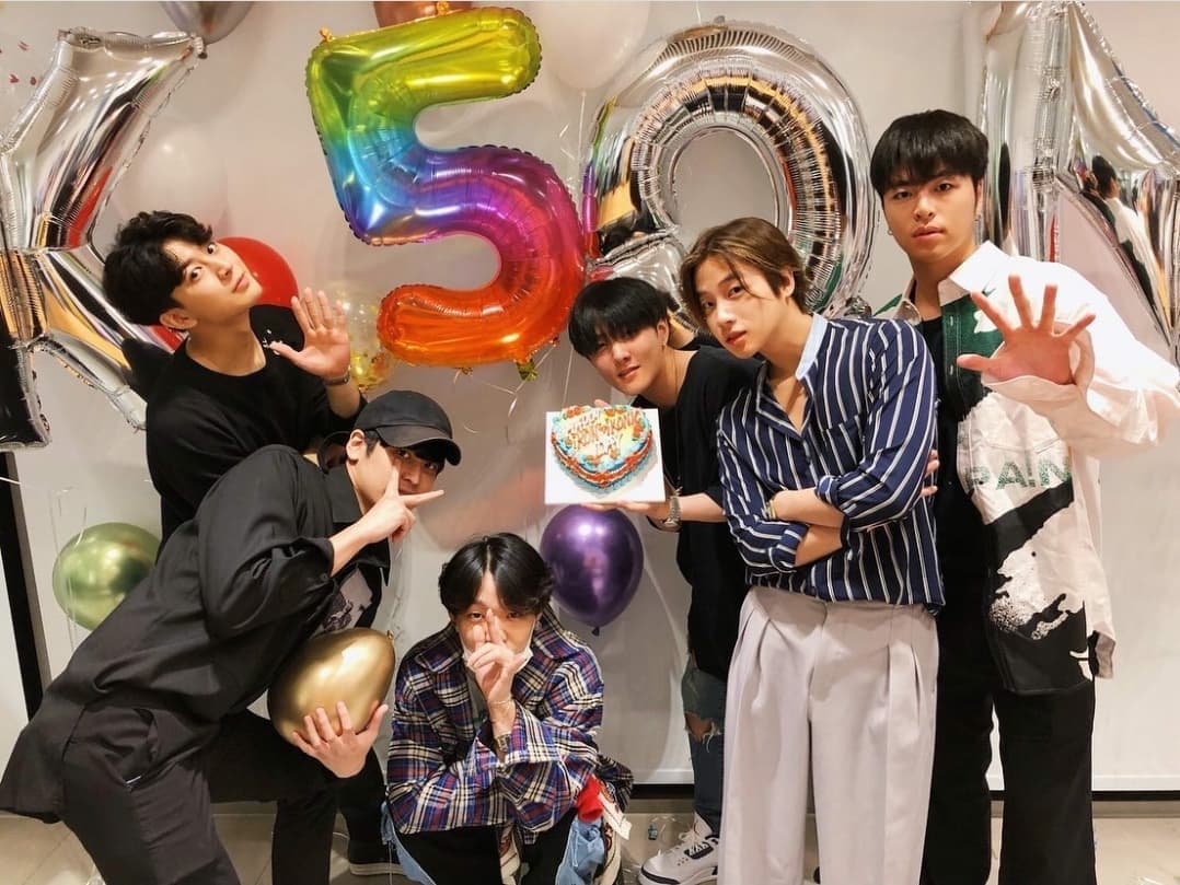 instagram | withikonic