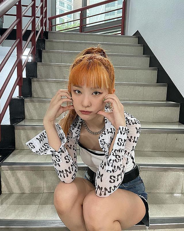 instagram | hi_sseulgi
