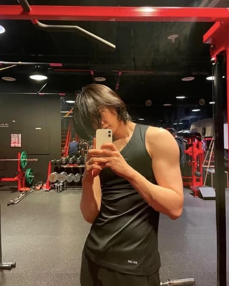 Image Source_Instagram | jongsuk0206