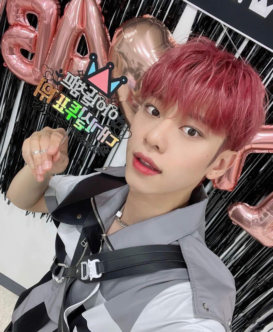 Image Source ：Instagram | ab6ix_official