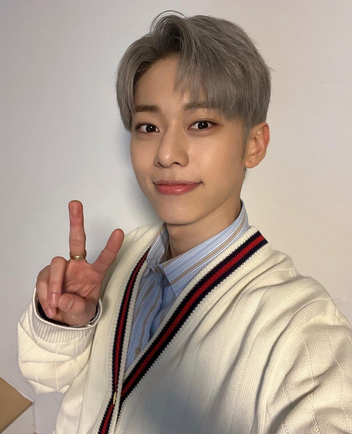 Image Source ：Instagram | ab6ix_official