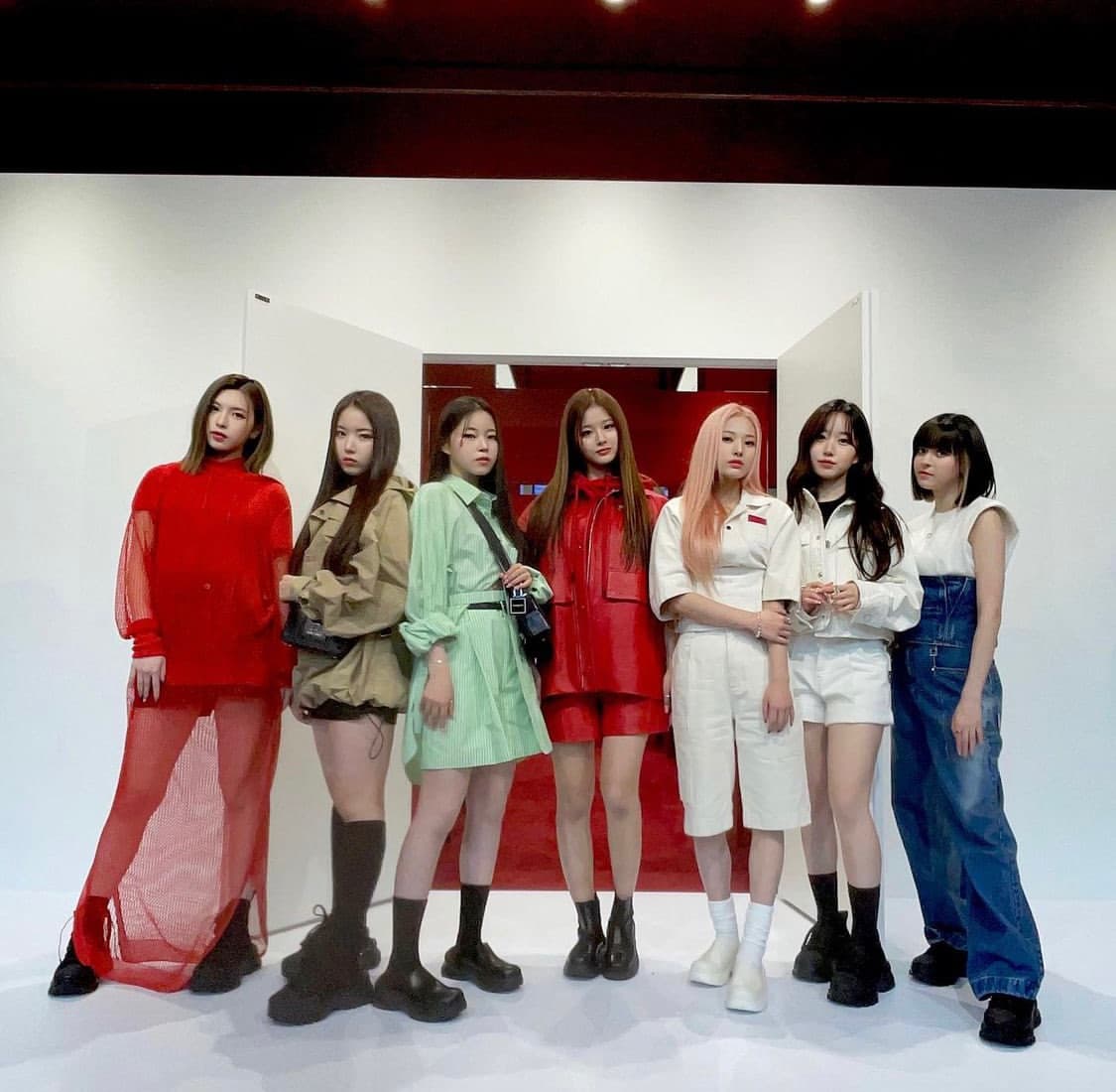 Image Source ：Instagram | nmixx_official