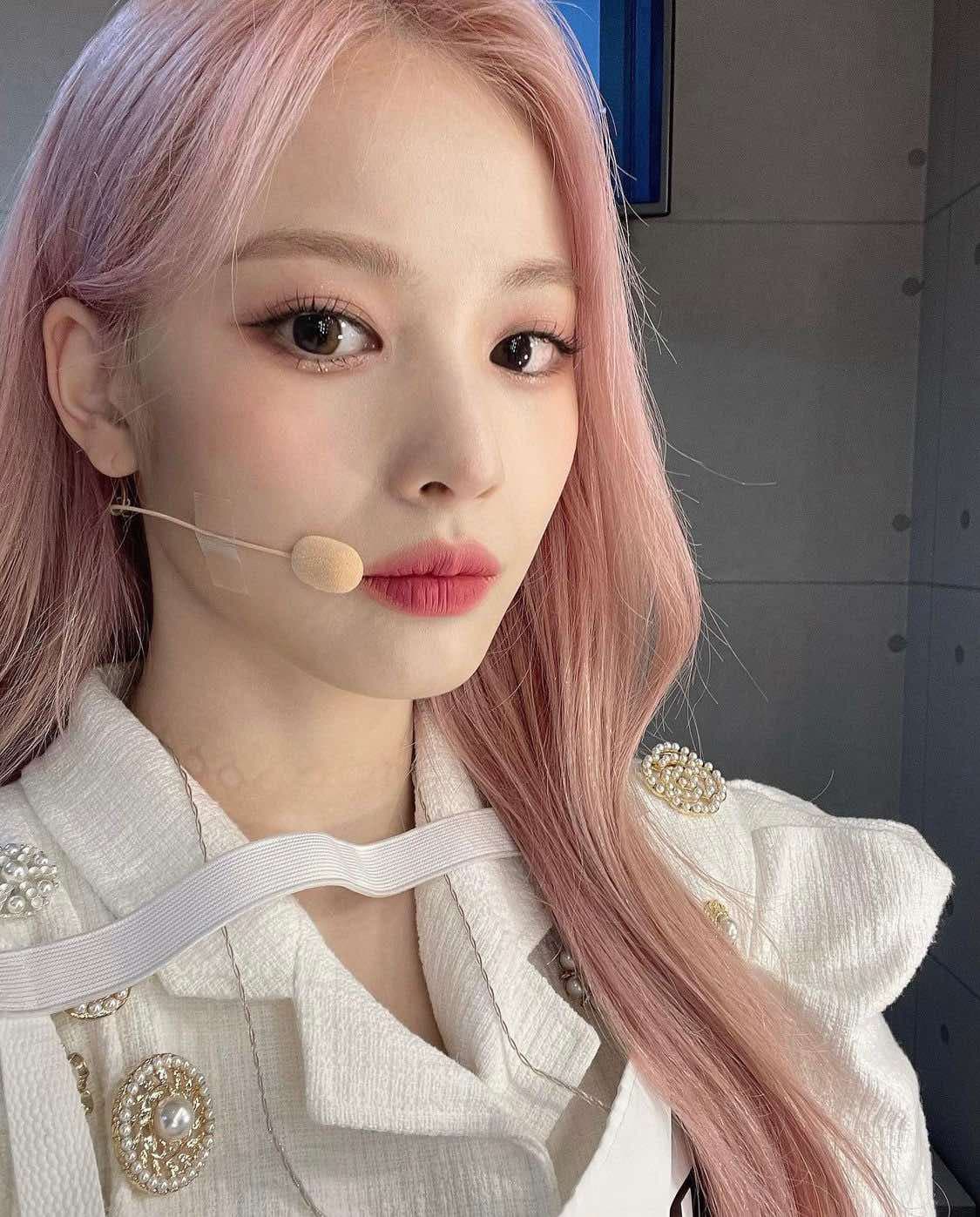 Image Source ：Instagram | nmixx_official