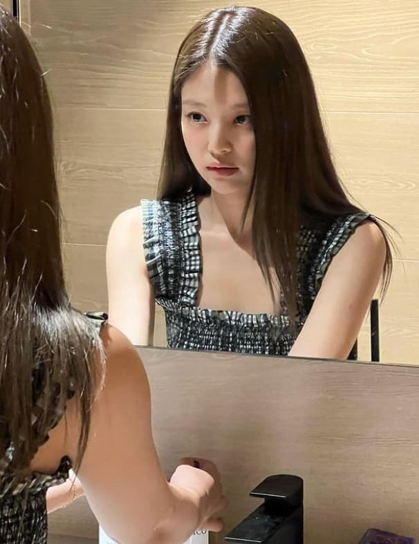 Image Source_Instagram | jennierubyjane