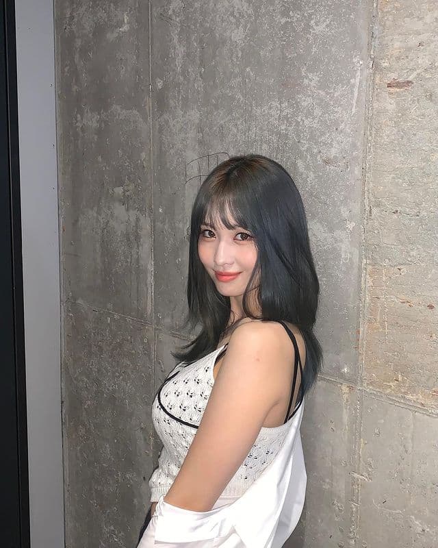 Image Source_Instagram | momo