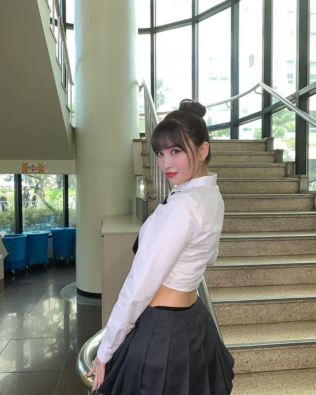 Image Source_Instagram | momo