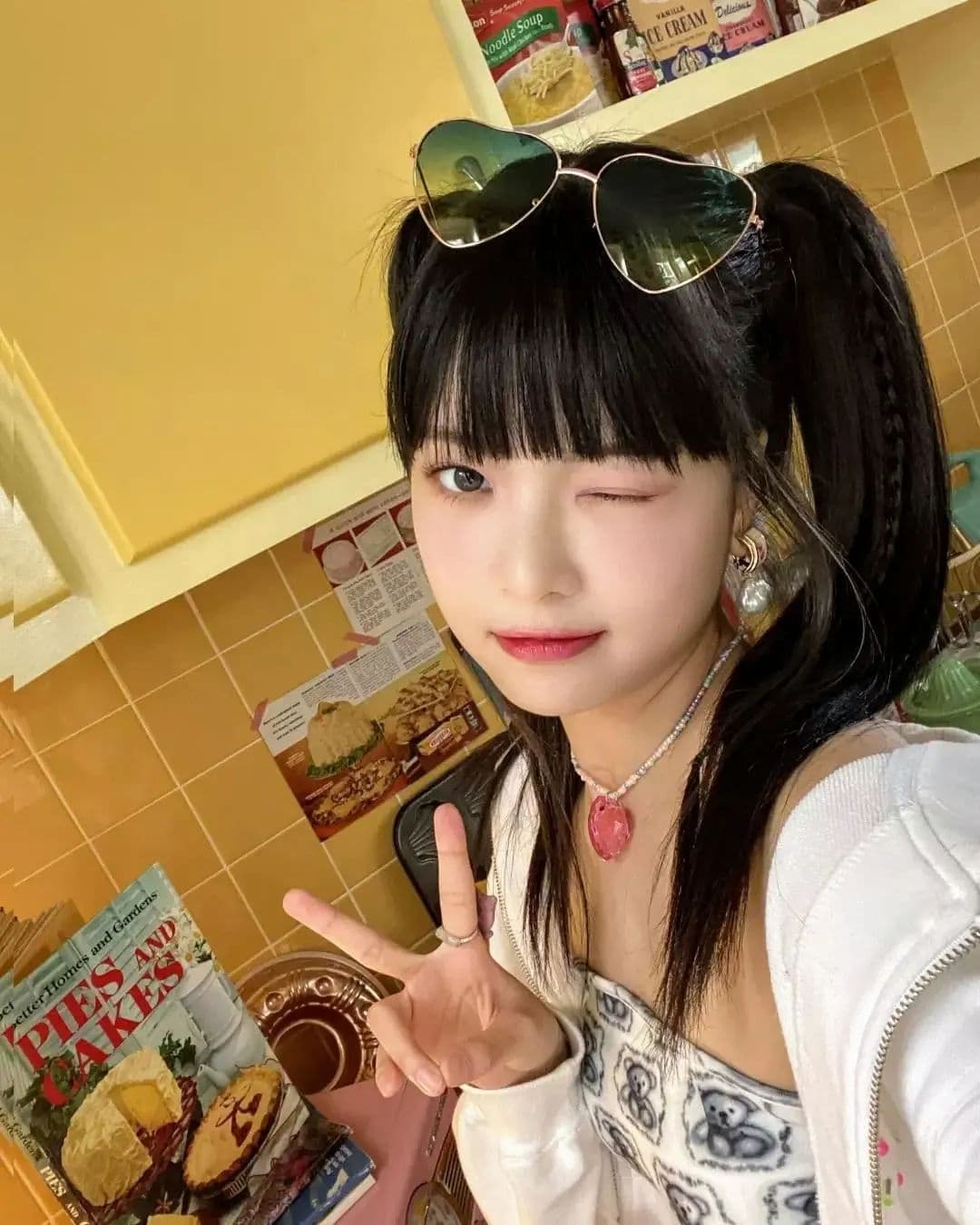Image source_ Instagram | lesserafims.eunchae