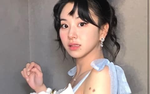 TWICE彩瑛的新紋身引來網友兩極討論⋯⋯「爲什麼要在身上紋這個東西?」