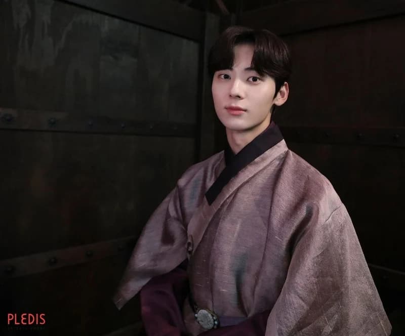 Image Source l MINHYUN_PLEDIS Twitter