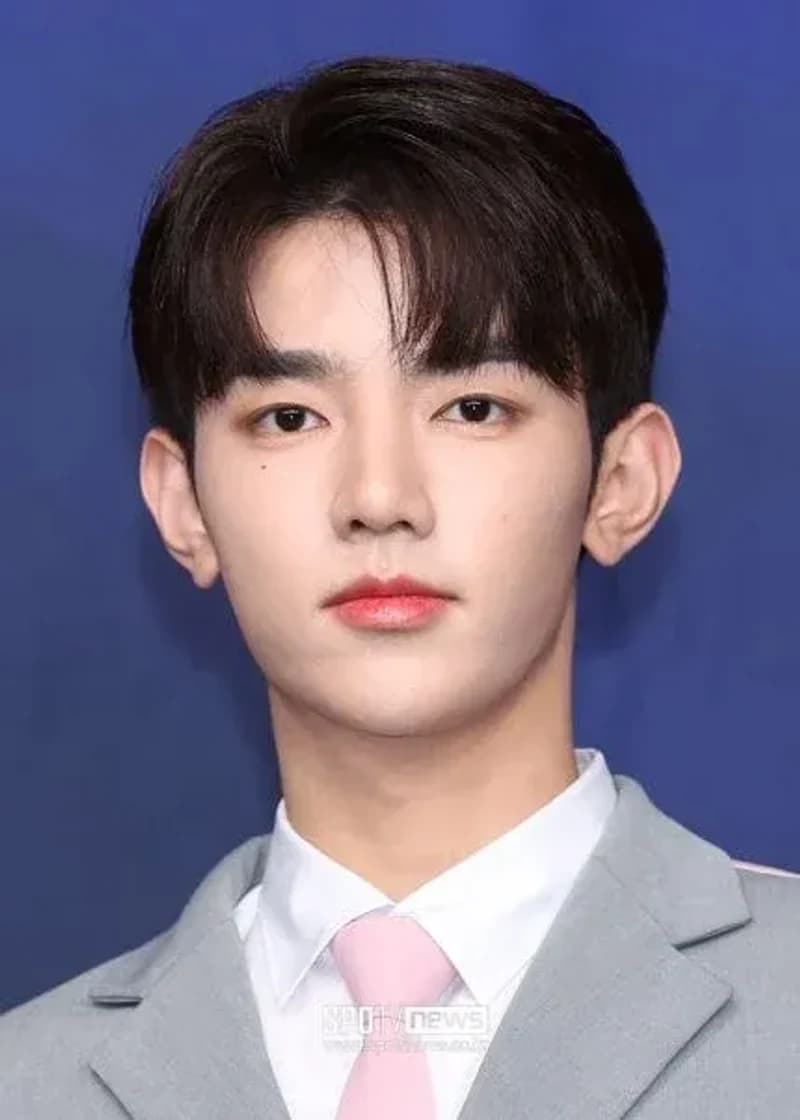 Image Source |온라인커뮤니티"더쿠" 