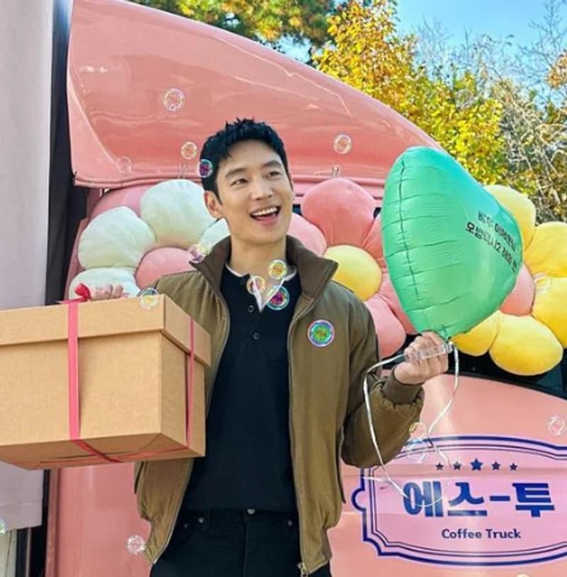 Image Source_Instagram | leejehoon_official