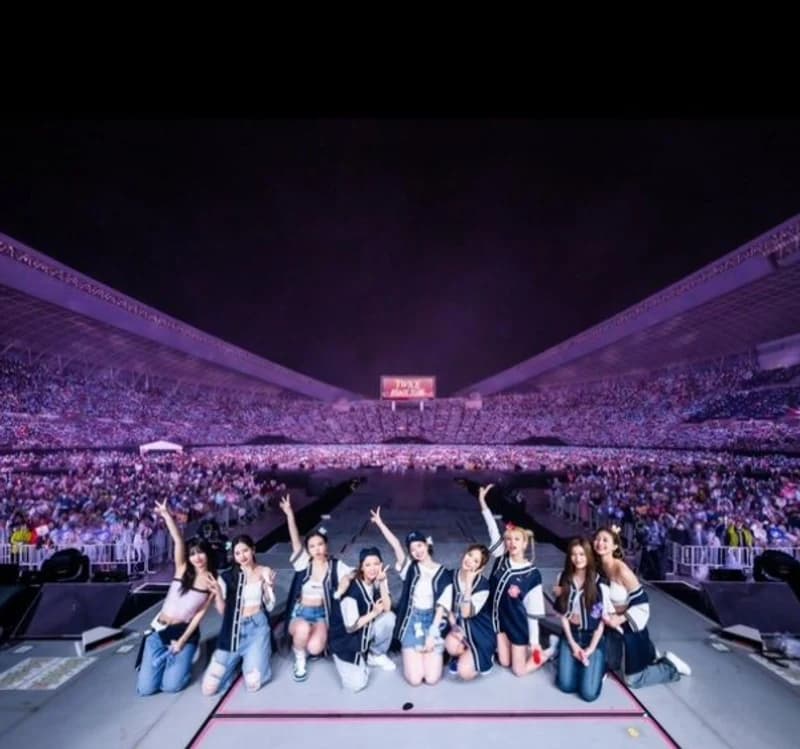 Image Source Instagram|momo
