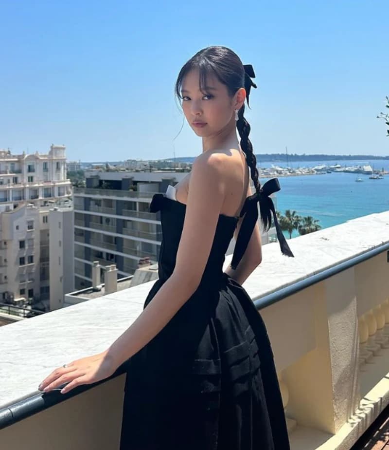 Image Source l jennierubyjane