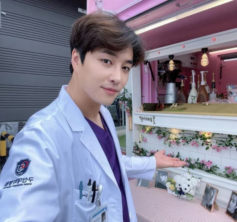  Image Source_Instagram |min_woohyuk