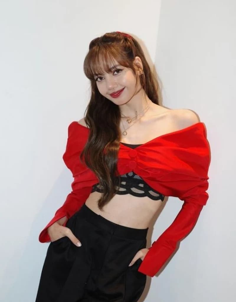 Image Source l lalalalisa_m