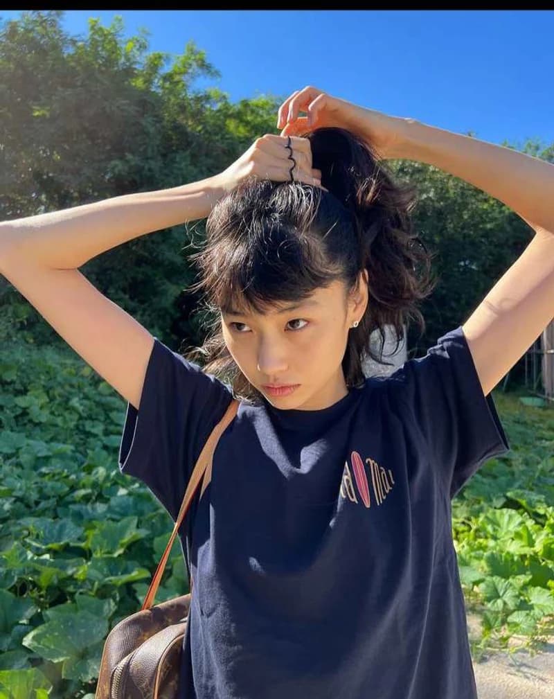 image source_instagram | hoooooyeony