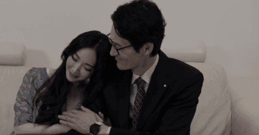【韩网新闻】儿媳妇跟公公曾是赞助关系!甚至一起生活过!儿子却完全不在乎……