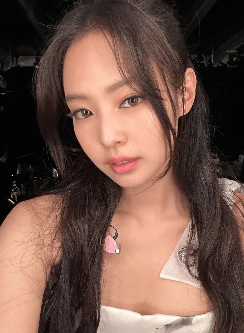 Image Source_Instagram | jennierubyjane