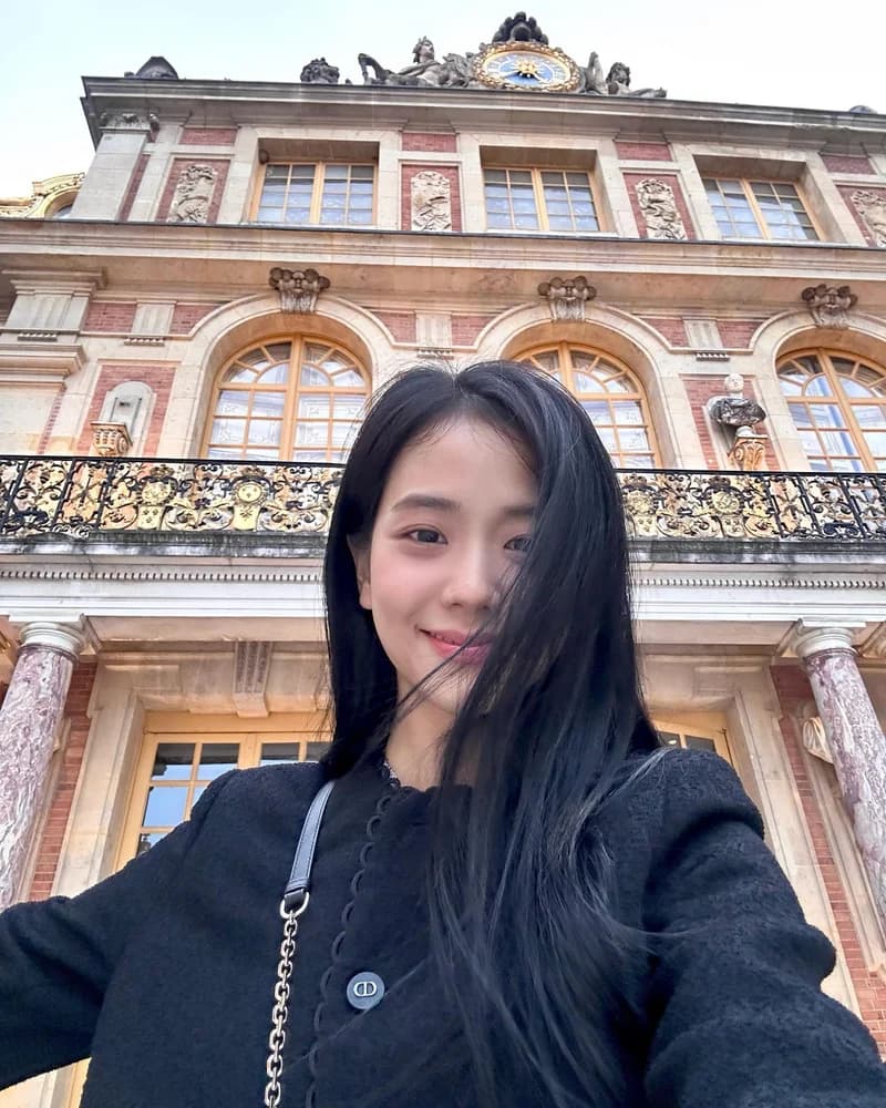 Image Source l IG JISOO