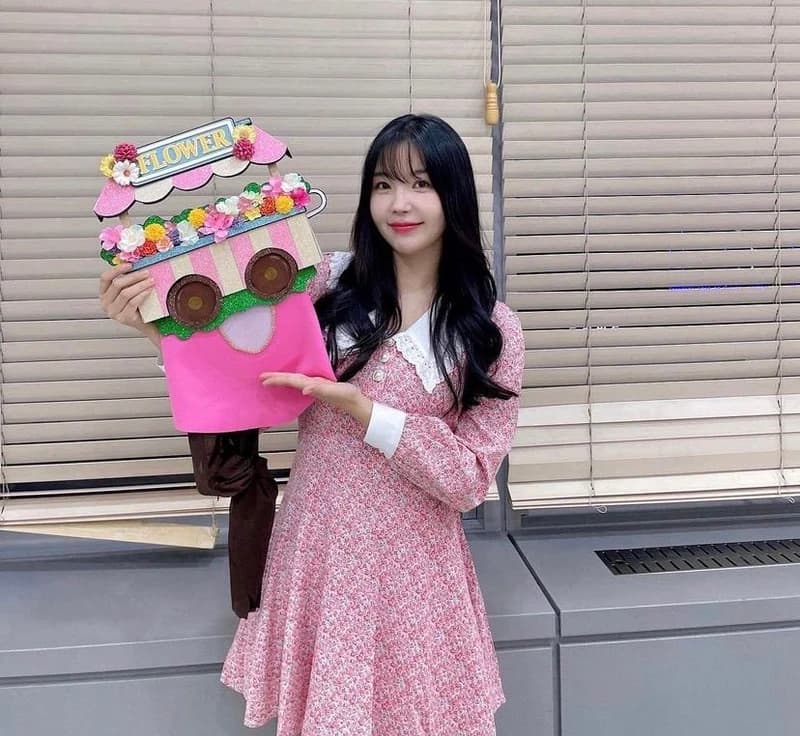 Image Source l raina_57