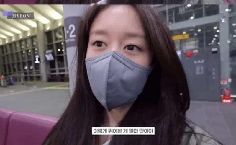 Image Source l지연 JIYEONYT