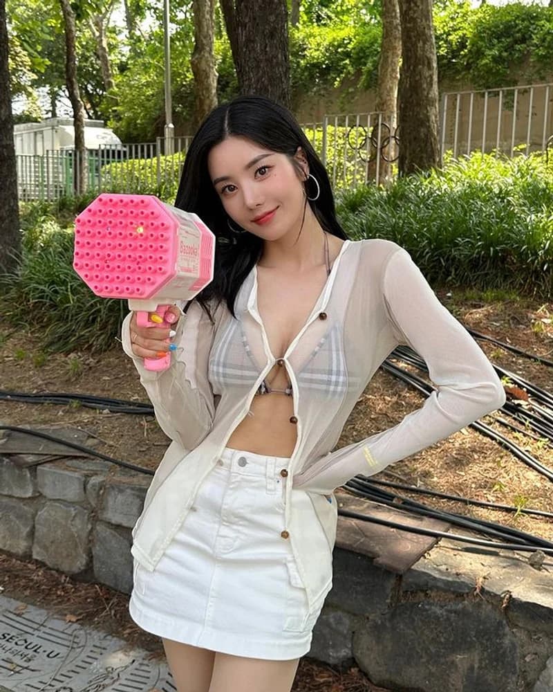 Image Source:instagram | silver_rain.__ 