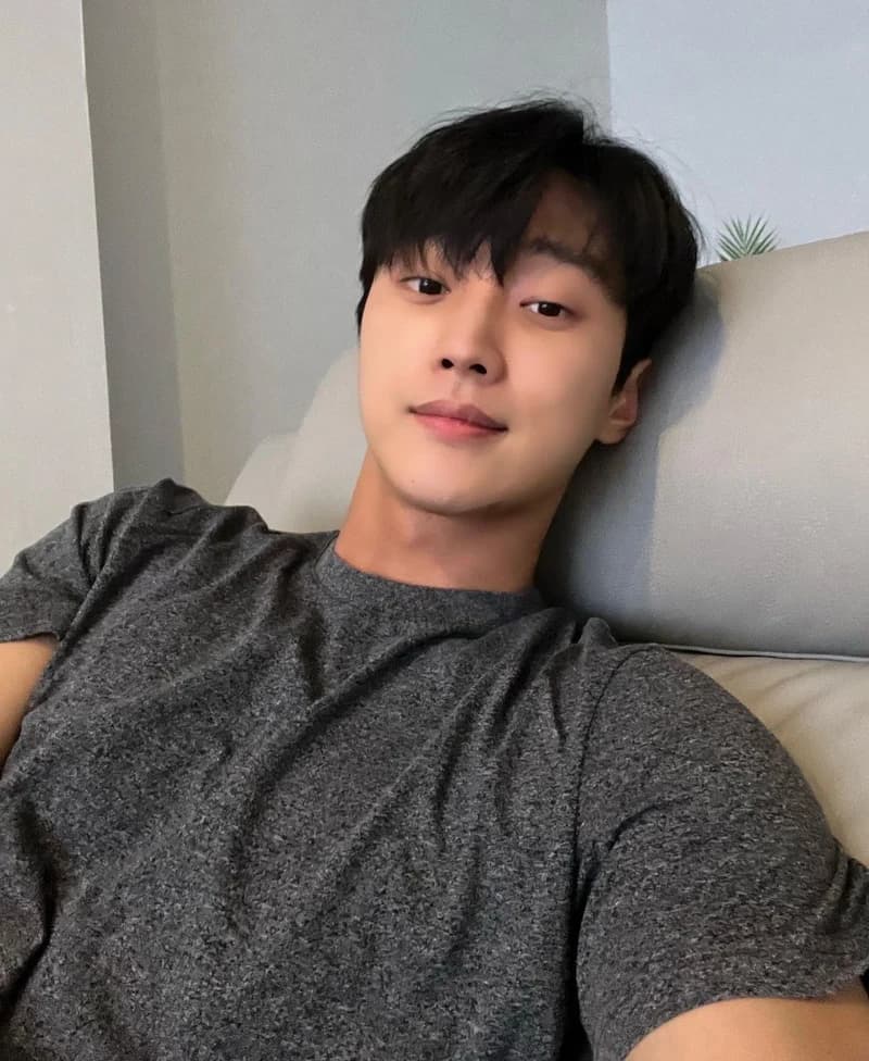 Image Source ljinyoung0423