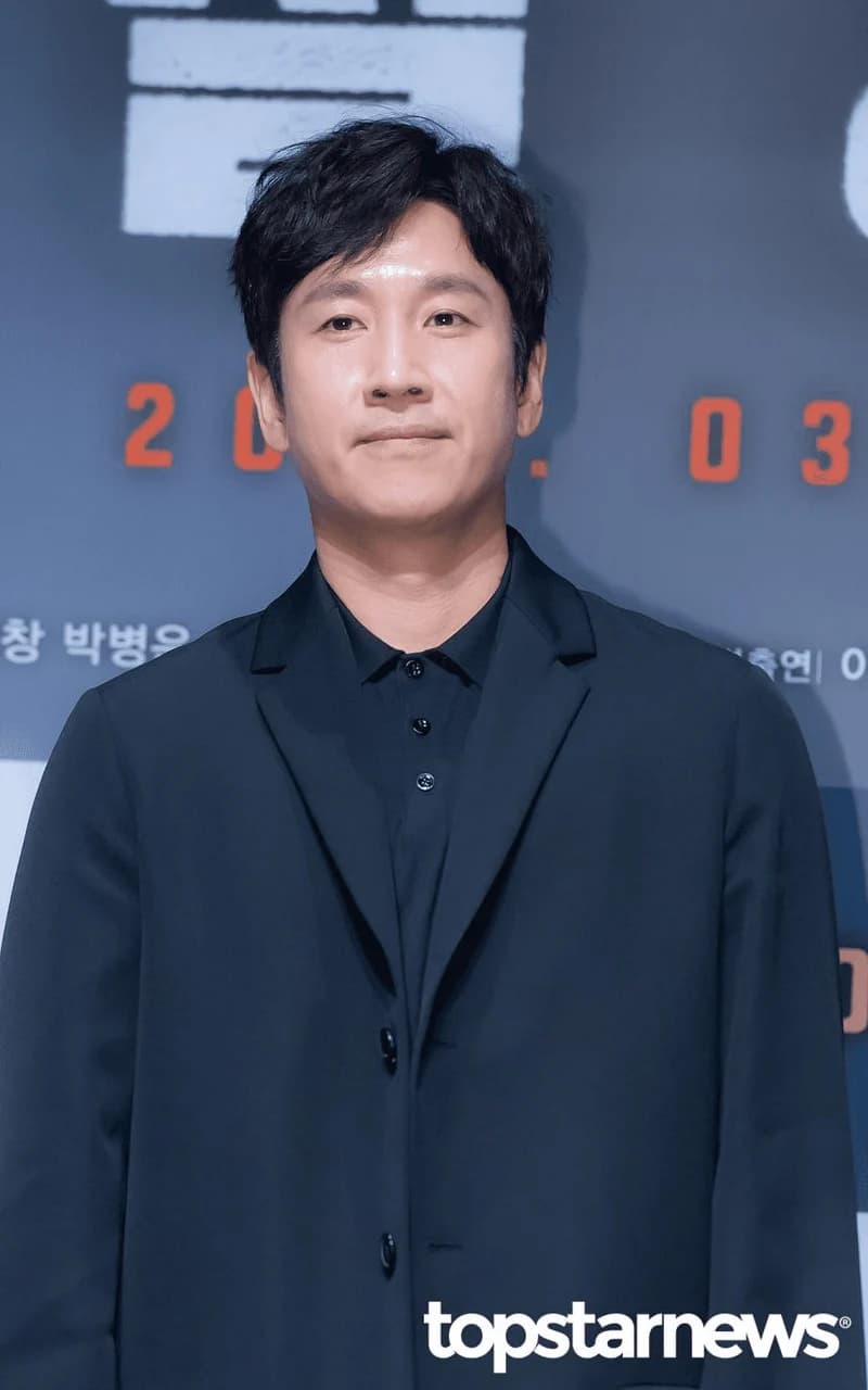 Image Source l topstarnews 