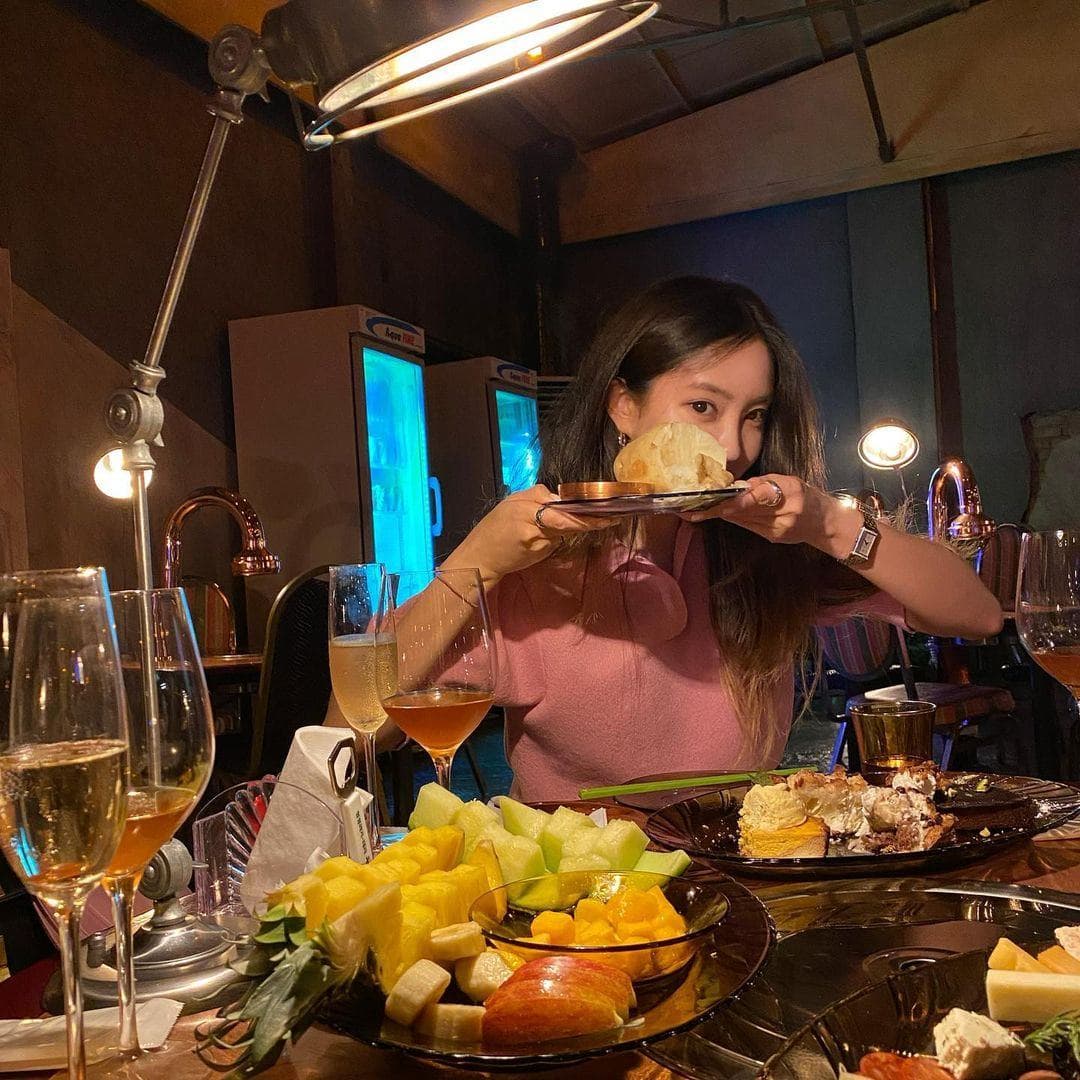 instagram | hyominnn