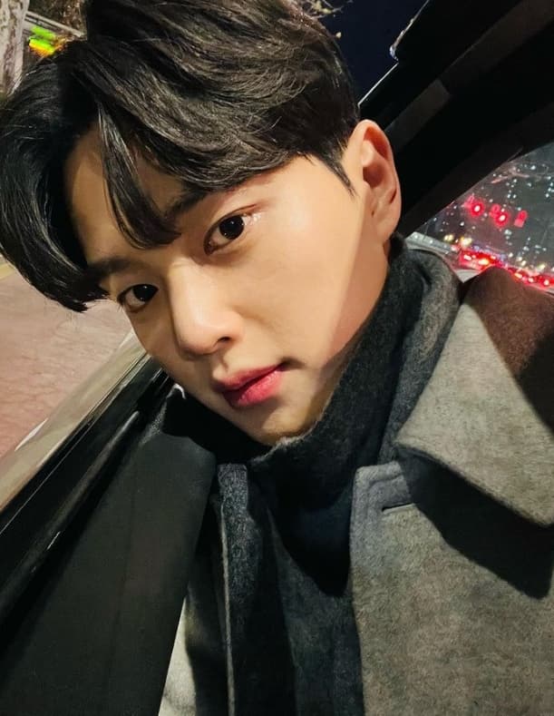 Image Source_Instagram | songkang_b
