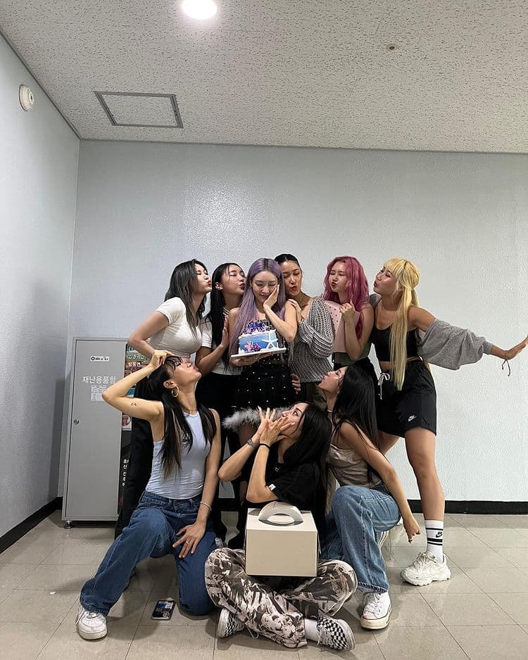 Image Source_Instagram | chungha_official