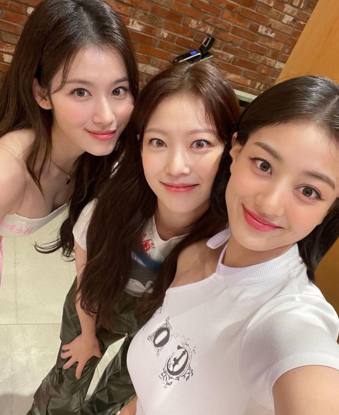 image source_instagram|0seungyeon